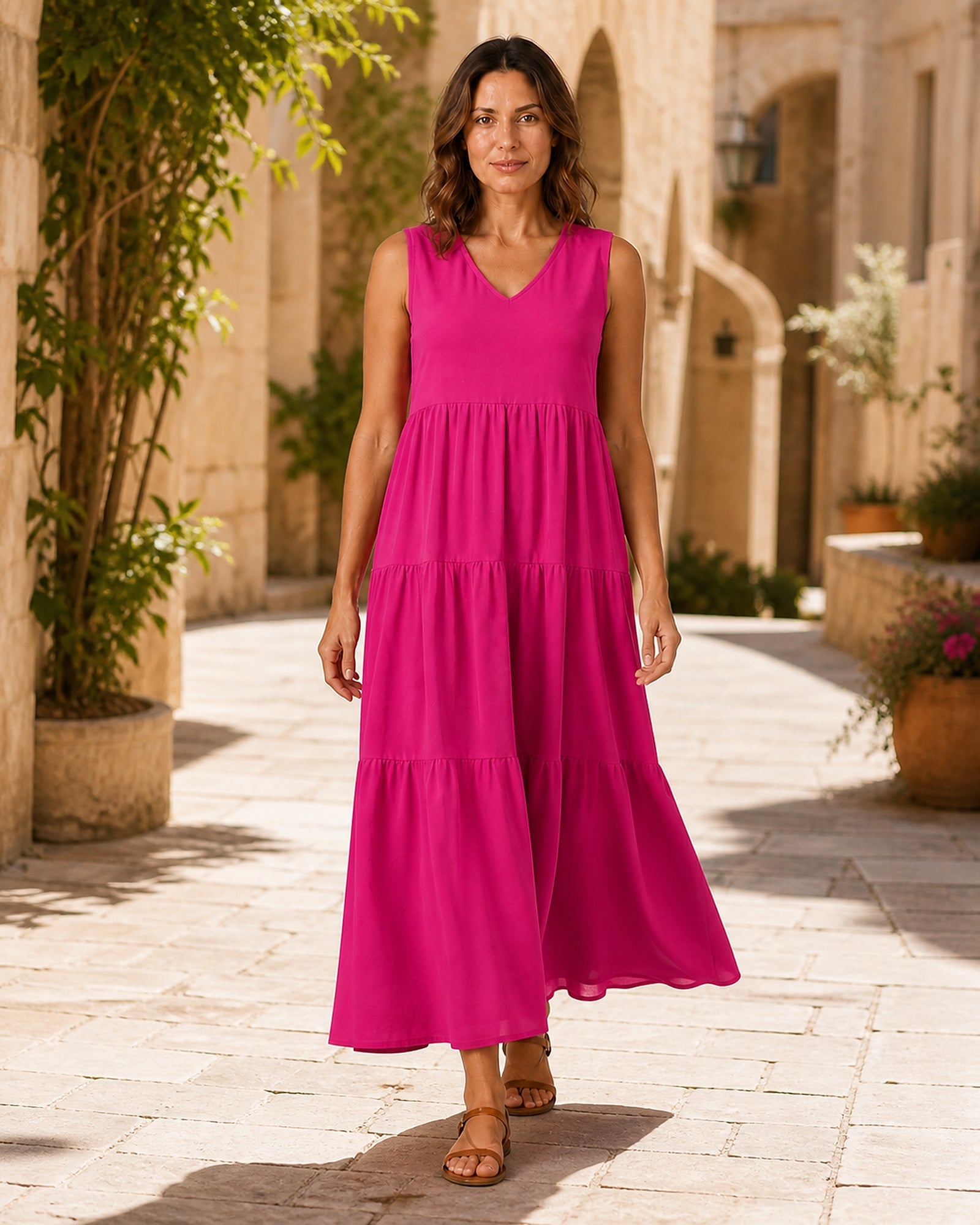 Silvia în rochie Roz, vedere frontală în exterior