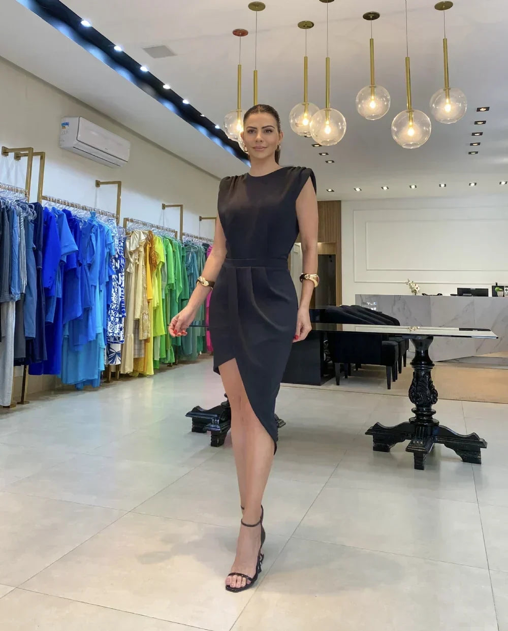 Andreea | Cocktailkleid mit Saum