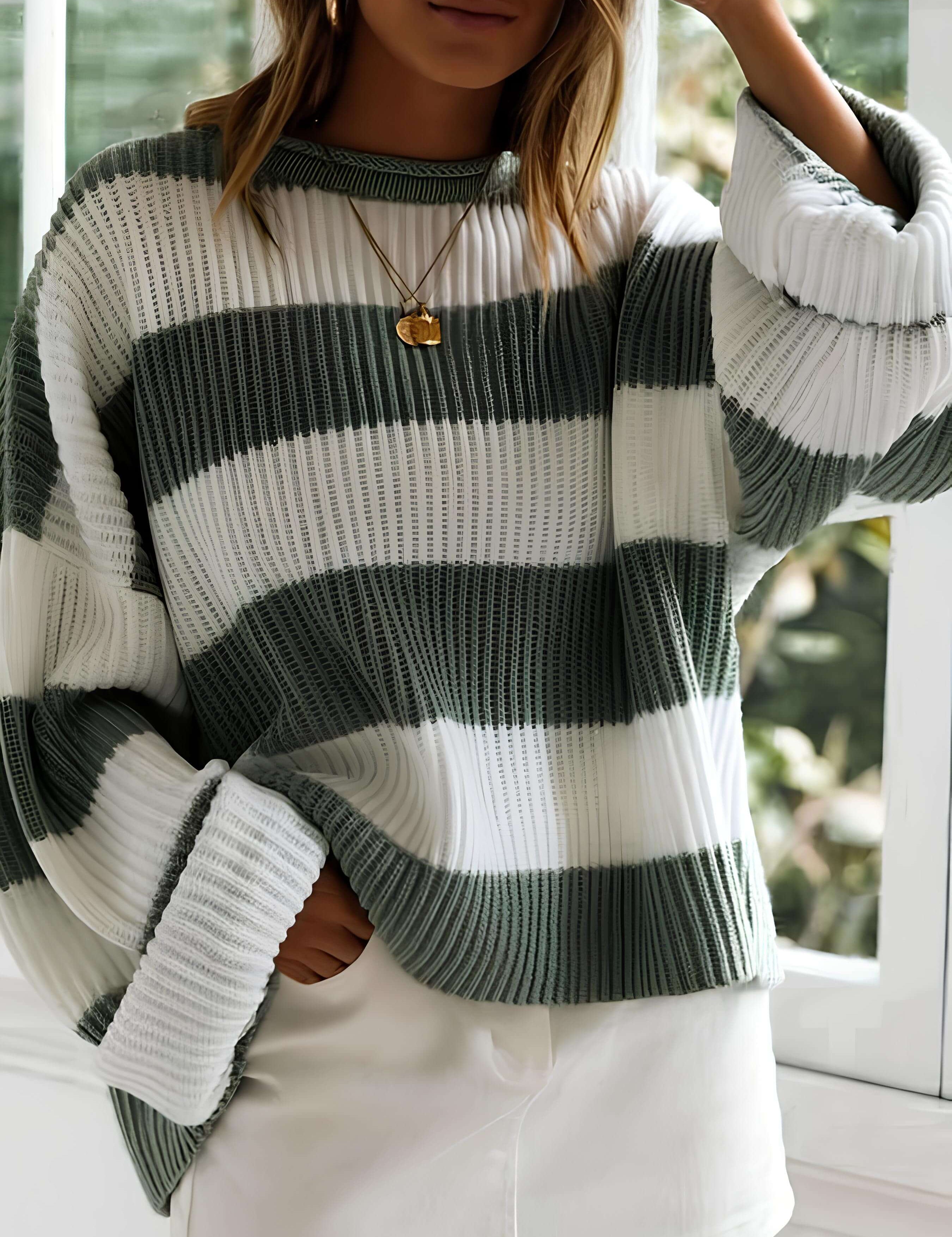 Elena-Mihaela | Vielseitiger Ringelpullover