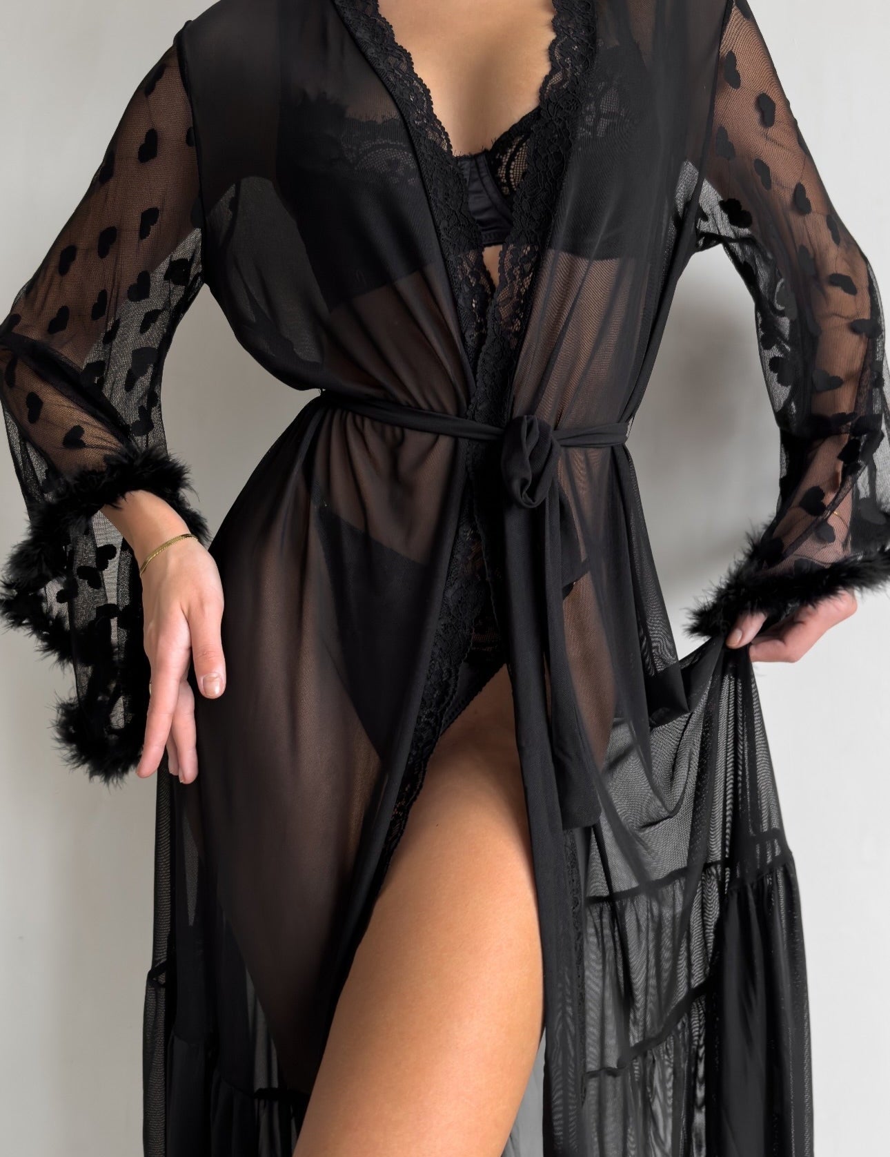 Evelina | Transparenter Spitzenkimono