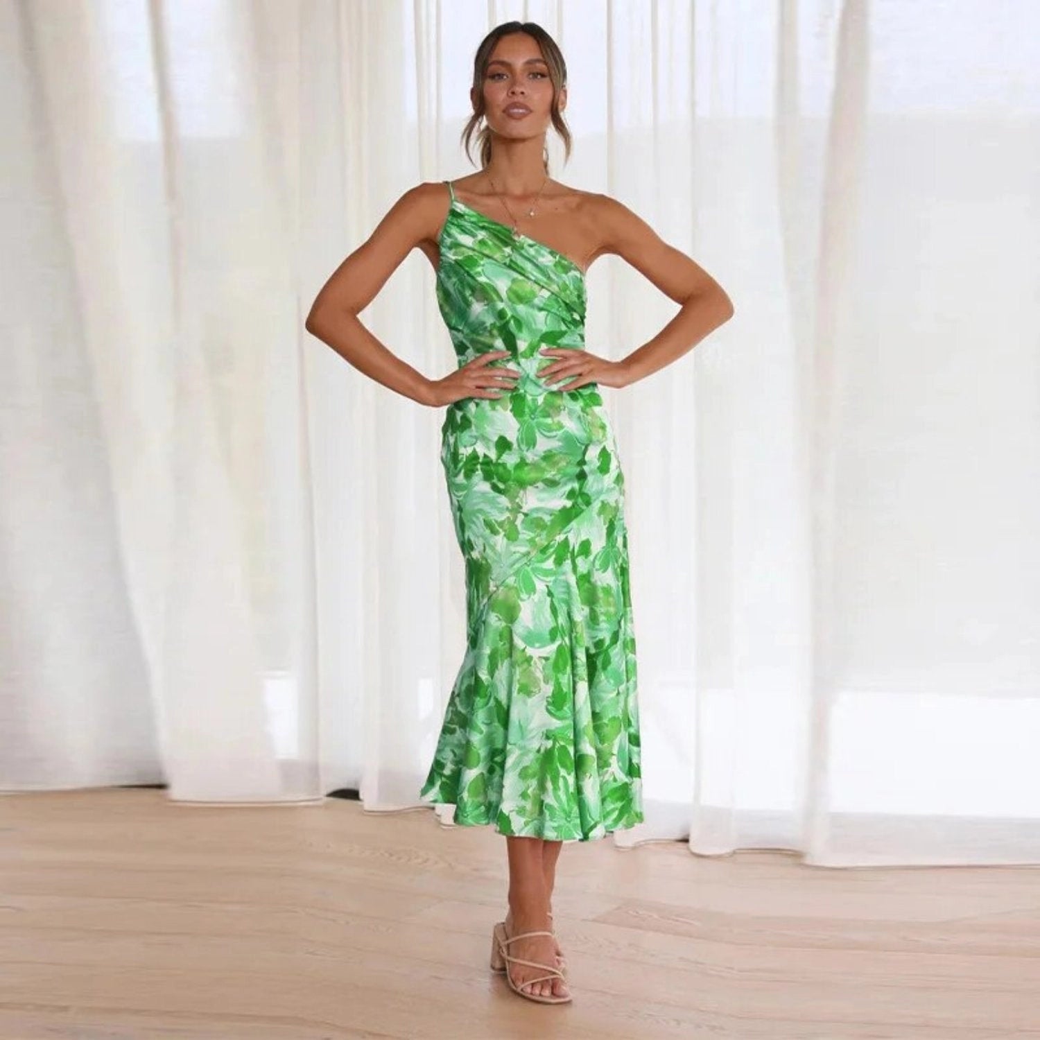 Maria-Irina | Asymmetrisches Maxikleid mit Muster