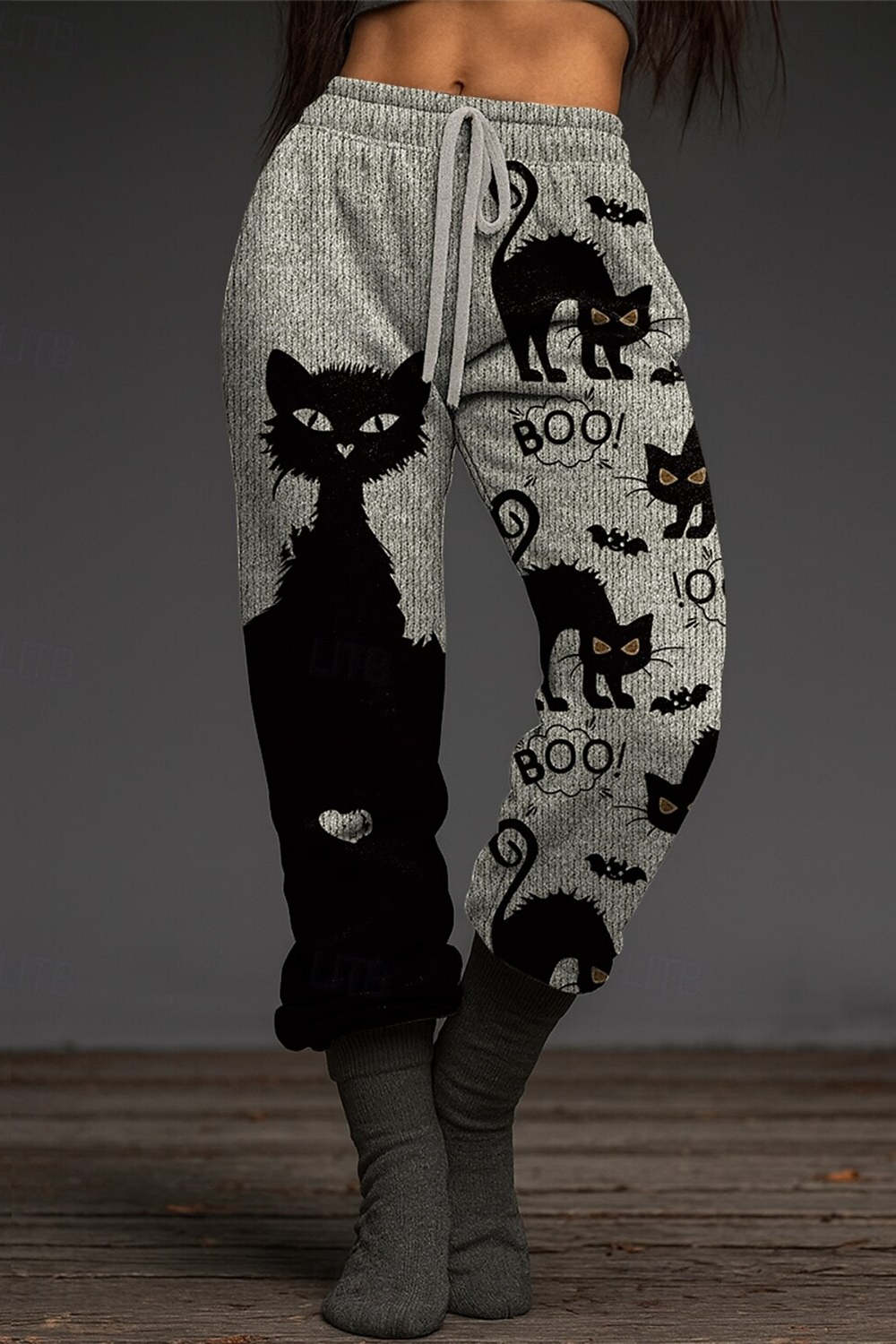 Vivienne | Hose mit Katzenmotiv und Fledermausmotiv – Produktansicht 1