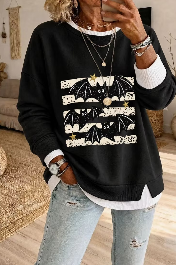 Jolene | Sweatshirt mit Fledermausmotiv – Produktansicht 1