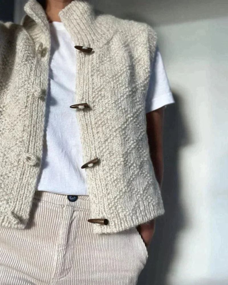 Ingrid | Kuschelig gestrickt ärmellos Cardigan – Bild 3