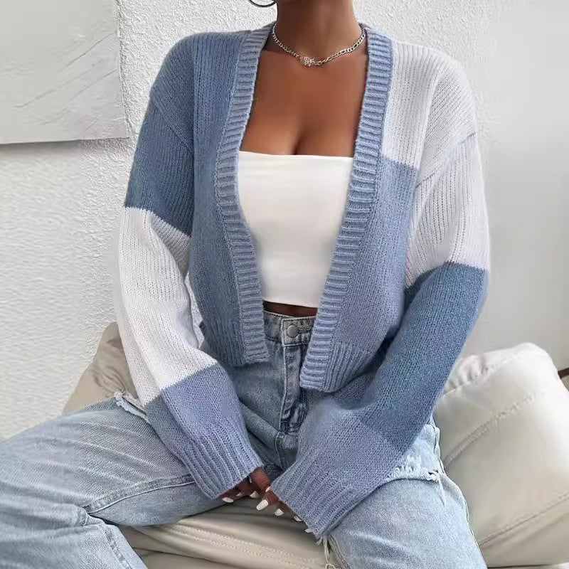 Cardigan mit Farbblöcken – Pullover mit Knöpfen auf der Vorderseite