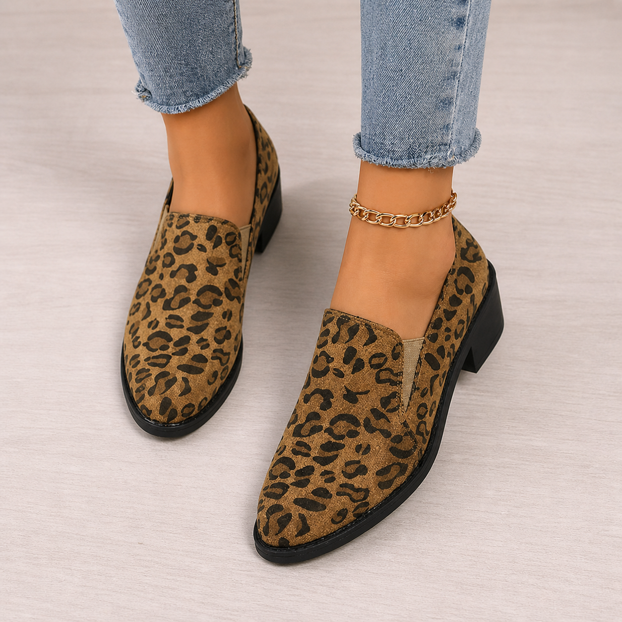 Gaia | Mokassins mit Leopardenmuster – Produktansicht 2