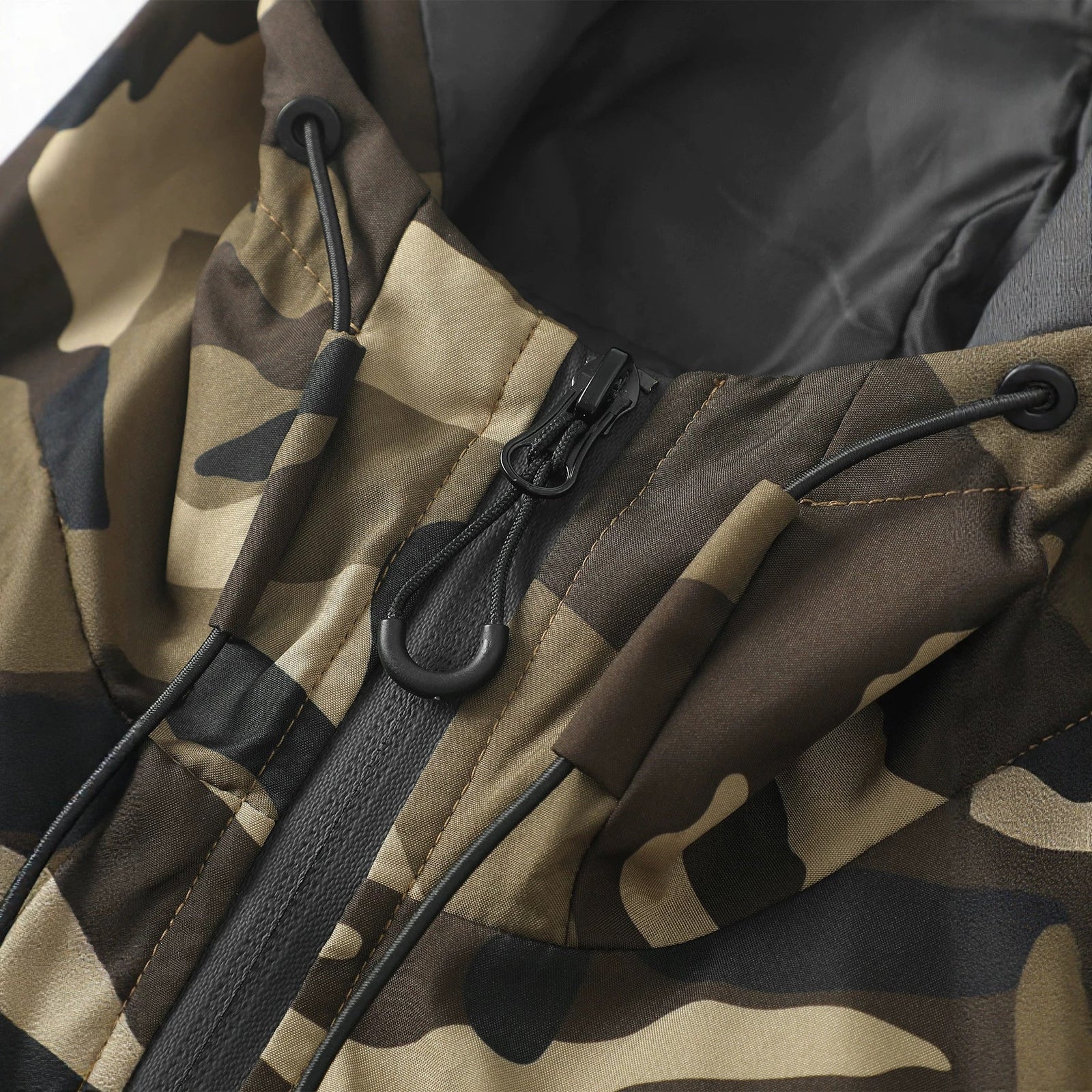 Herren-Camouflage-Jacke | Kapuze und Taschen
