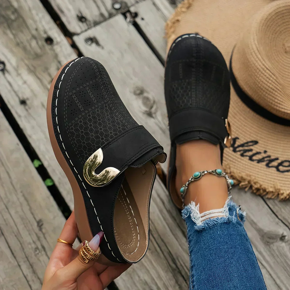Ioana-Maria | Stylische Keilsandalen mit Fußgewölbestütze Caprielle