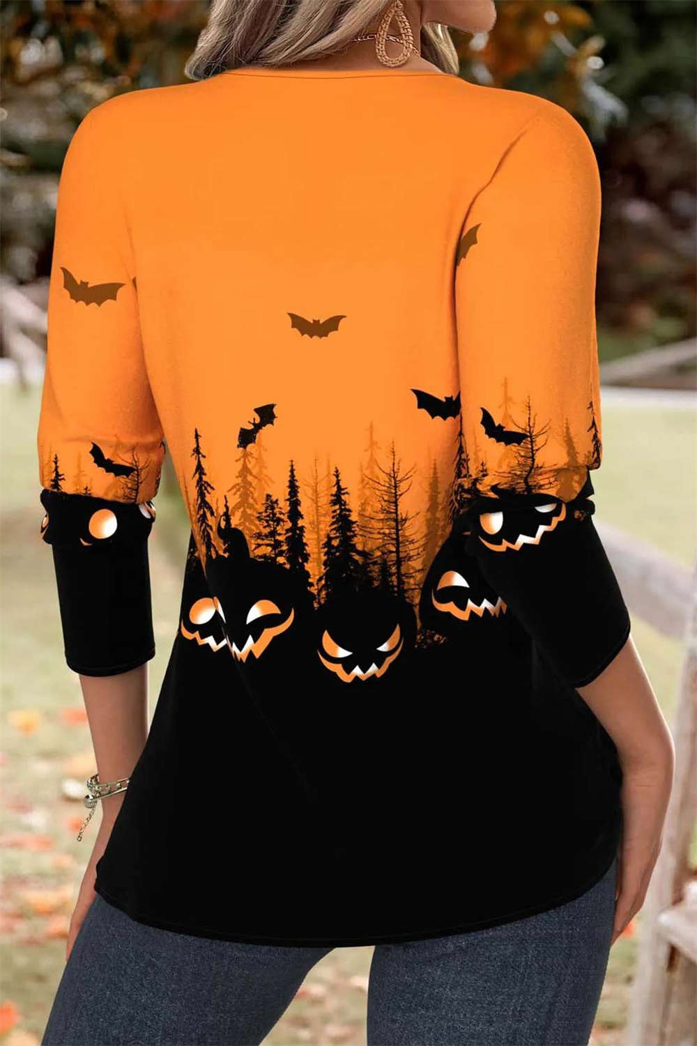 Yara | Bluse mit Halloween-Motiv – Produktansicht 2
