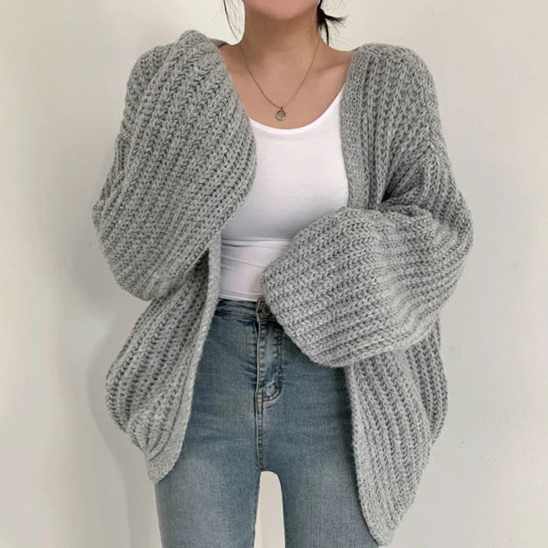 Strickjacke mit Oversize-Ärmeln