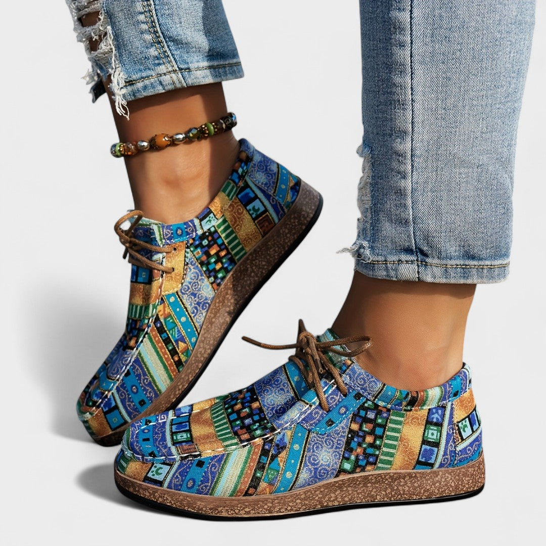 Daniela | Vielseitige bunte Künstler-Sneaker