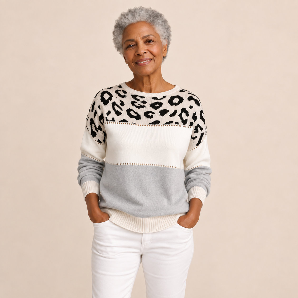 Ana-Gabriela – Leopardenpullover – Grau Vorderansicht