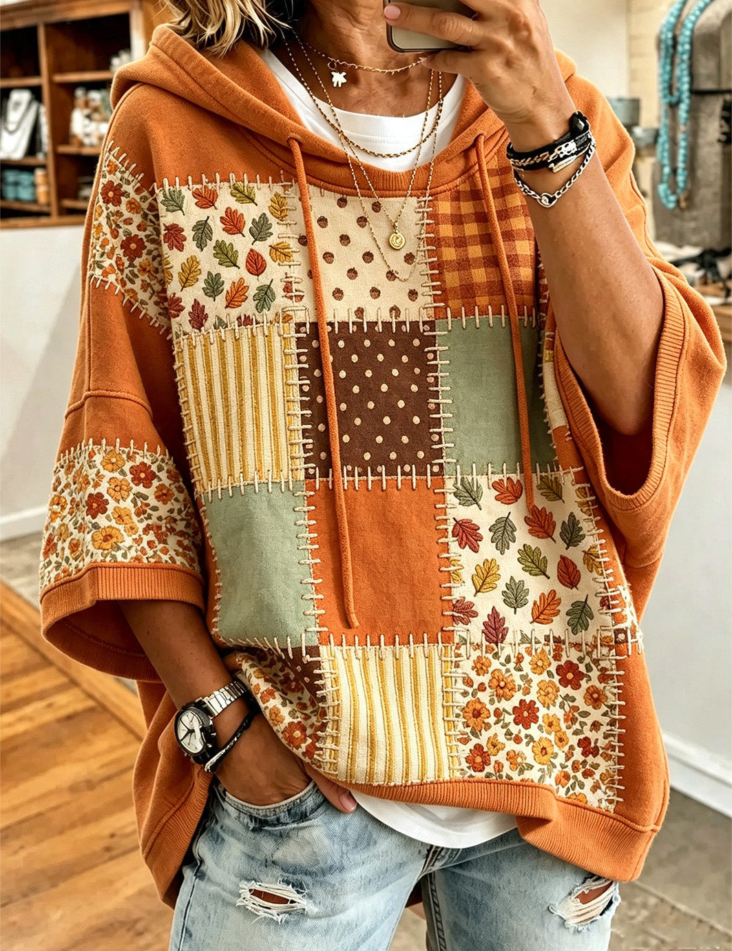 Herbst-Sweatshirt mit floralen Patchworkfeldern – Kürbisorange