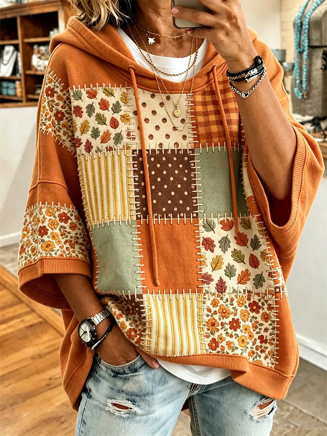 Herbst-Sweatshirt mit floralen Patchworkfeldern – Kürbisorange