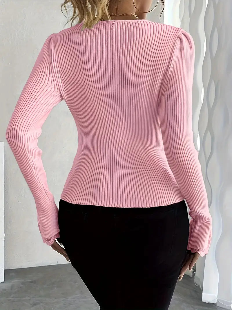 V-neck ribbed top mit Spitze sleeves – Bild 2