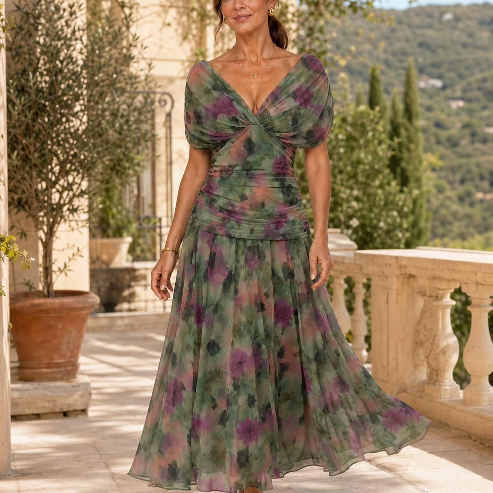 Rochie Calen verde închis, purtată în exterior