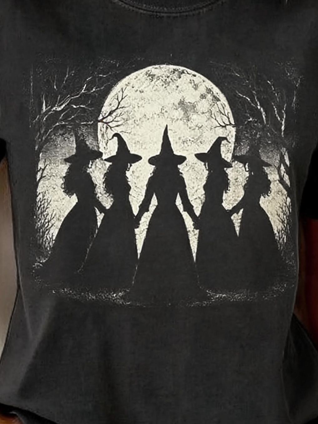 Stella | T-Shirt mit Halloween-Motiv – Produktansicht 2