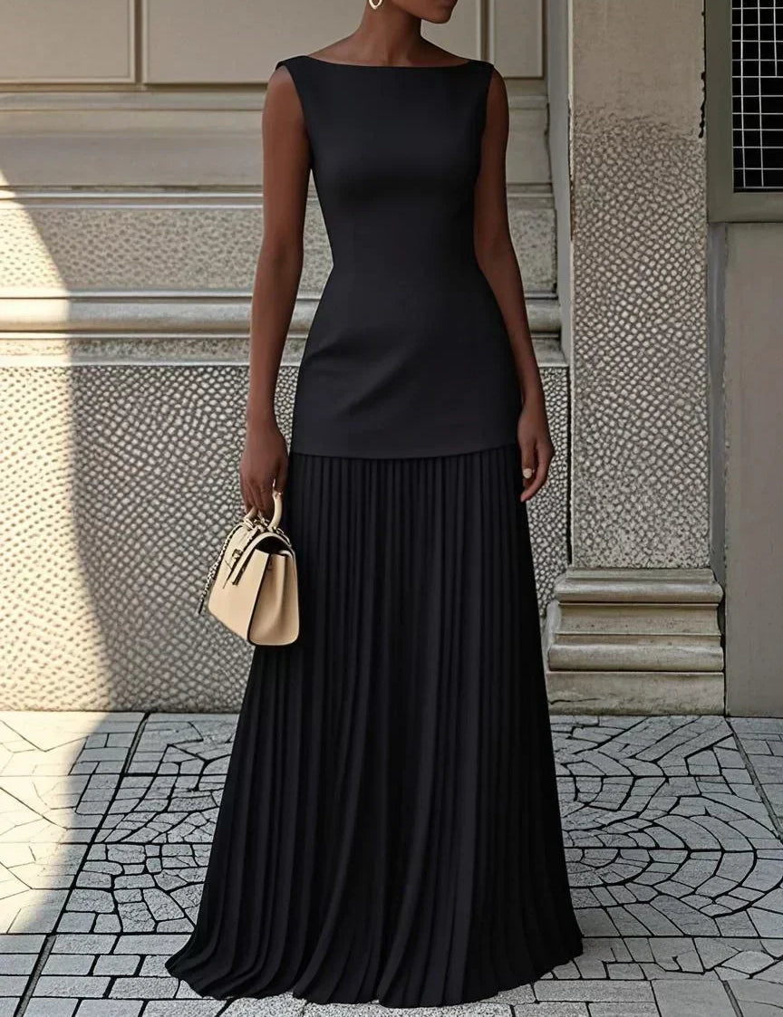 Aurelia | Langes plissiertes Kleid mit Ausschnitt
