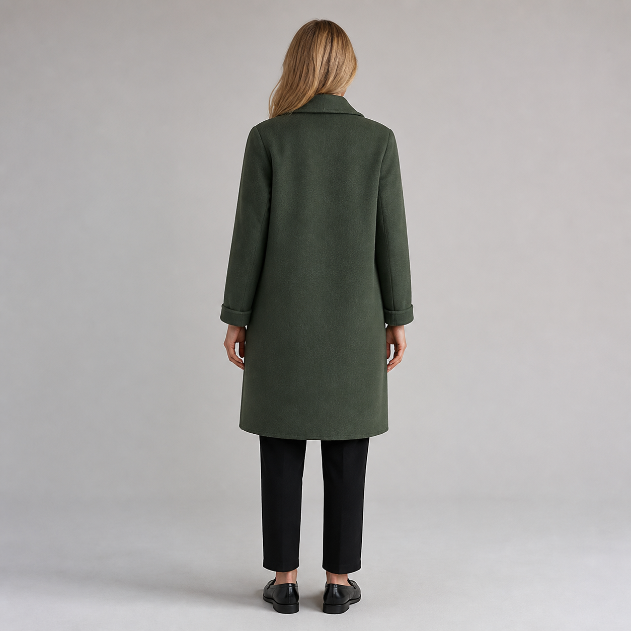 Christy palton midi Verde Armata - vedere din spate