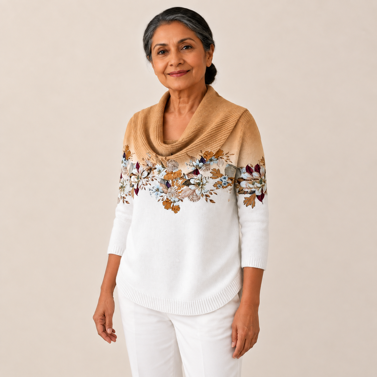Delilaah – Beige – seitliche Pose