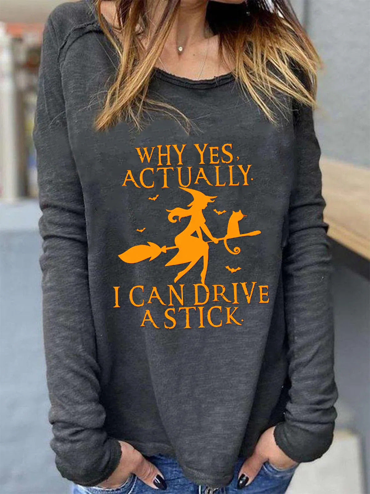 Beatriz | Sweatshirt mit Halloween-Motiv – Produktansicht 1
