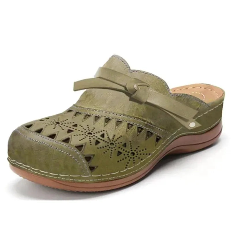 Anamaria | Casual Clogs mit Cut-Out-Design