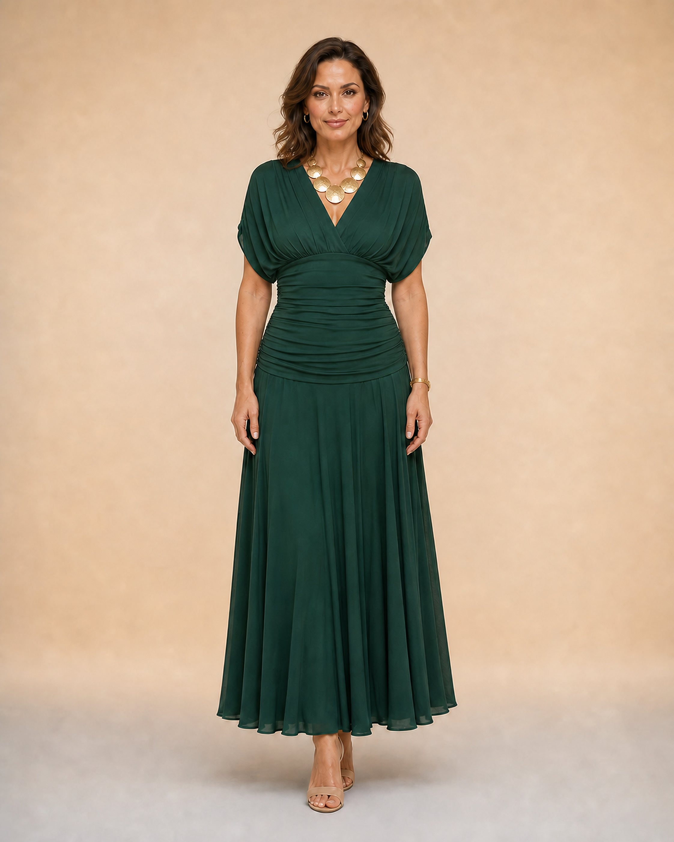 Emma – verde escuro, estúdio bege