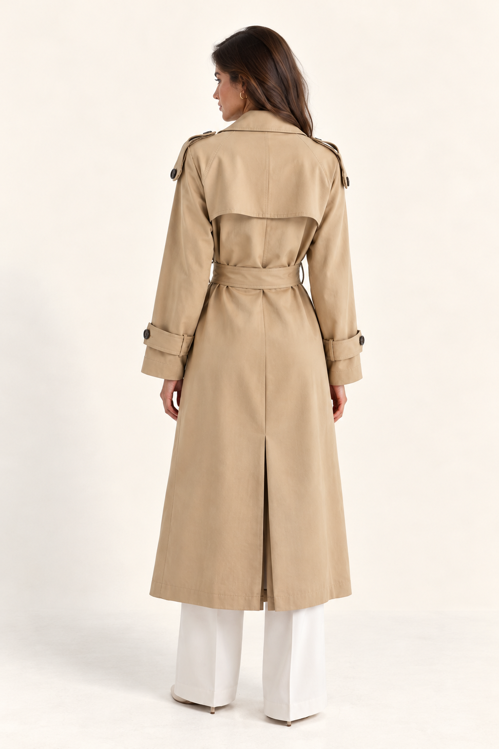 Franklin – sandbeiger Trenchcoat mit Rückenpasse, Rückenansicht