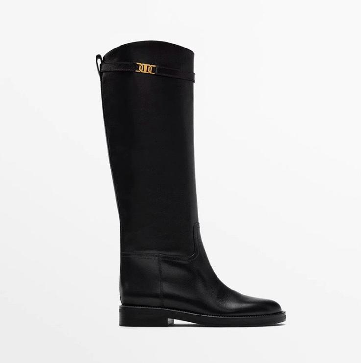 Kerstin – schwarze kniehohe Stiefel mit goldfarbener Schnalle, Ansicht 1