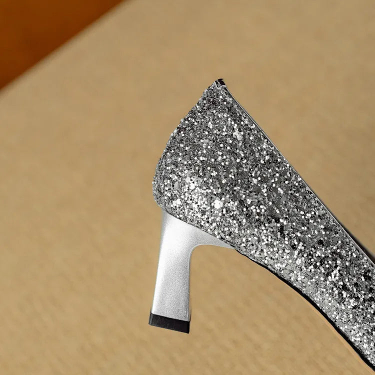Yara | Glitzer-Pumps mit Schleifendetail – Bild 17