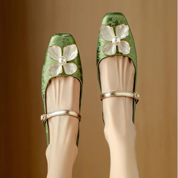 Marlene | Slingback-Schuhe mit Blütendetail – Bild 13