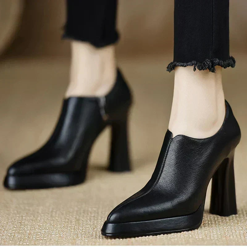 Nele | Geschlossene Pumps mit Blockabsatz – Bild 6