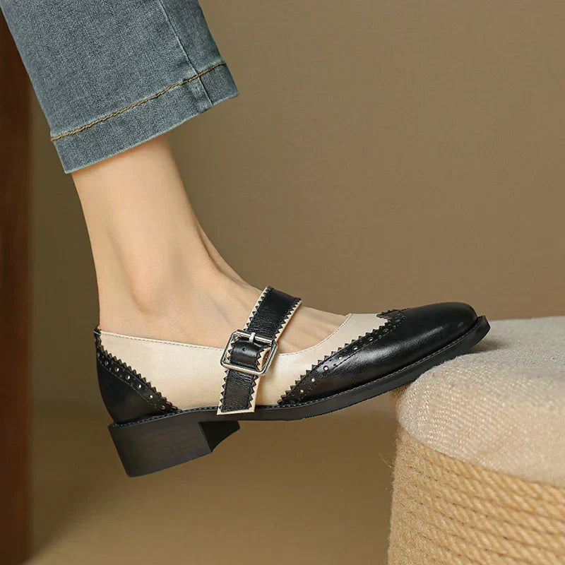 Livia | Zweifarbige Mary-Jane-Schuhe – Bild 2