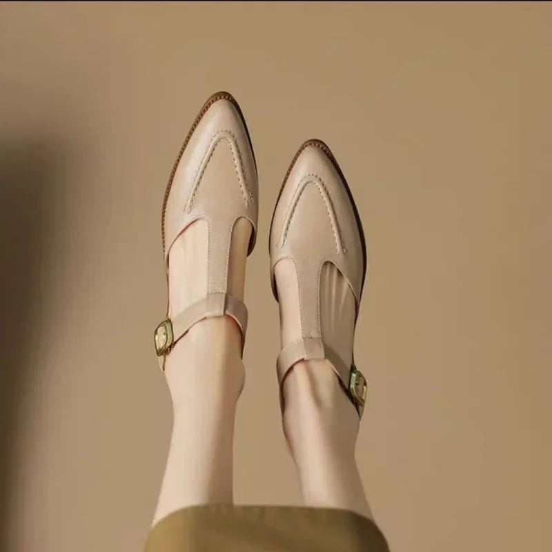 Romy | T-Steg-Schuhe mit Schnalle – Bild 4