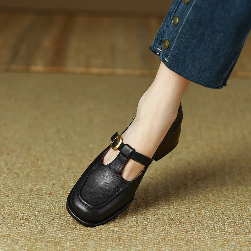 Alma | T-Steg-Schuhe im Vintage-Stil – Bild 4