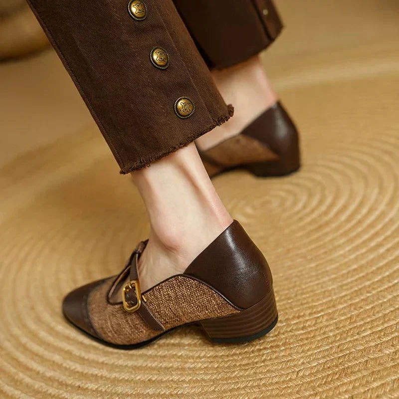 Vera | Zweifarbige T-Steg-Schuhe – Bild 5