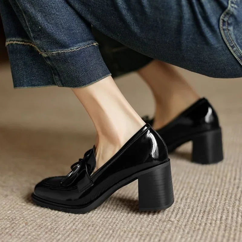 Maja | Loafer-Pumps mit Quasten – Bild 3