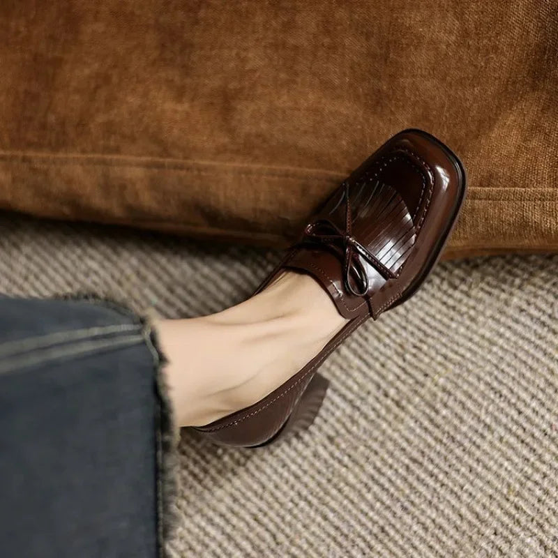 Maja | Loafer-Pumps mit Quasten – Bild 6