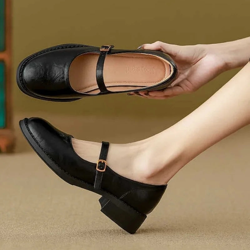 Juna | Klassische Mary-Jane-Schuhe – Bild 2