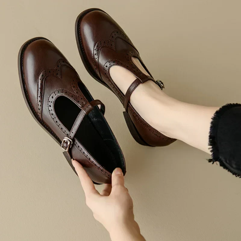 Selma | Klassische T-Steg-Schuhe – Bild 2