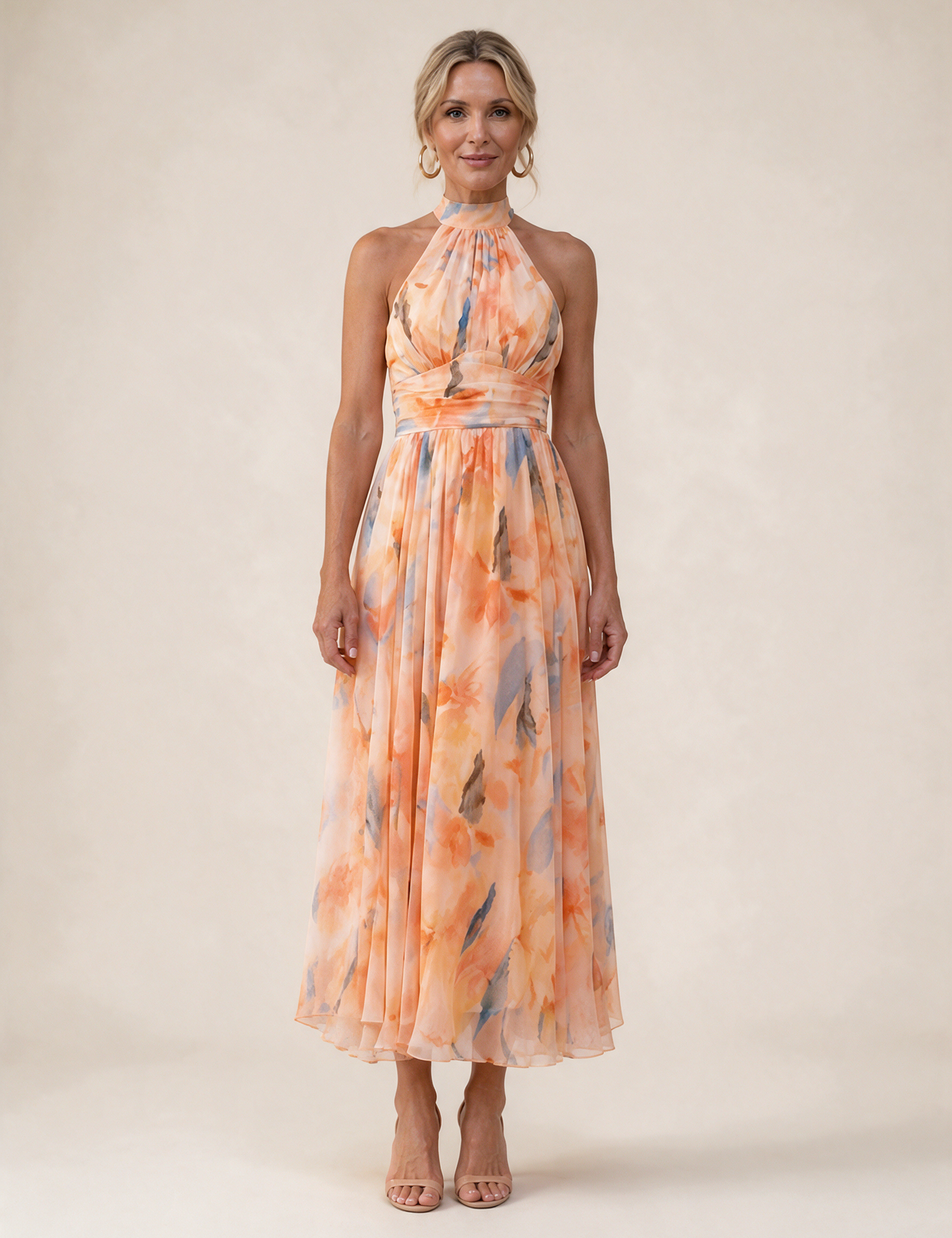 Emma Wien vestido 19 – Modelo feminina em fundo bege