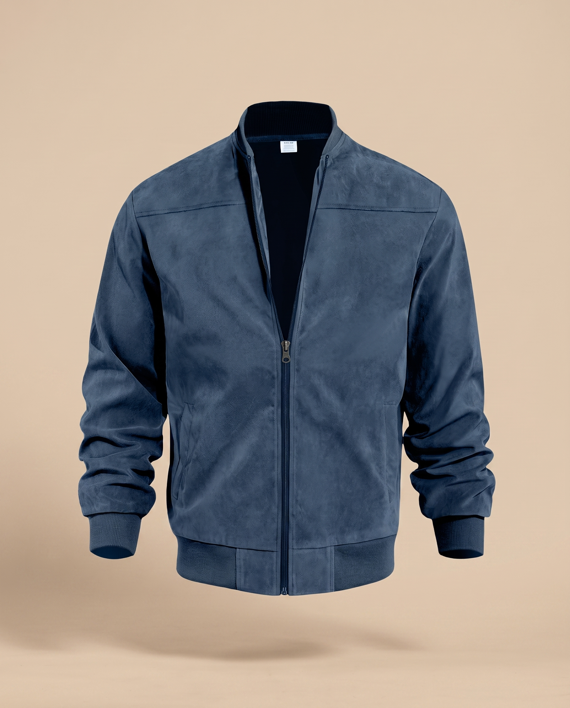 Casaco masculino completo em fundo bege – produto 1