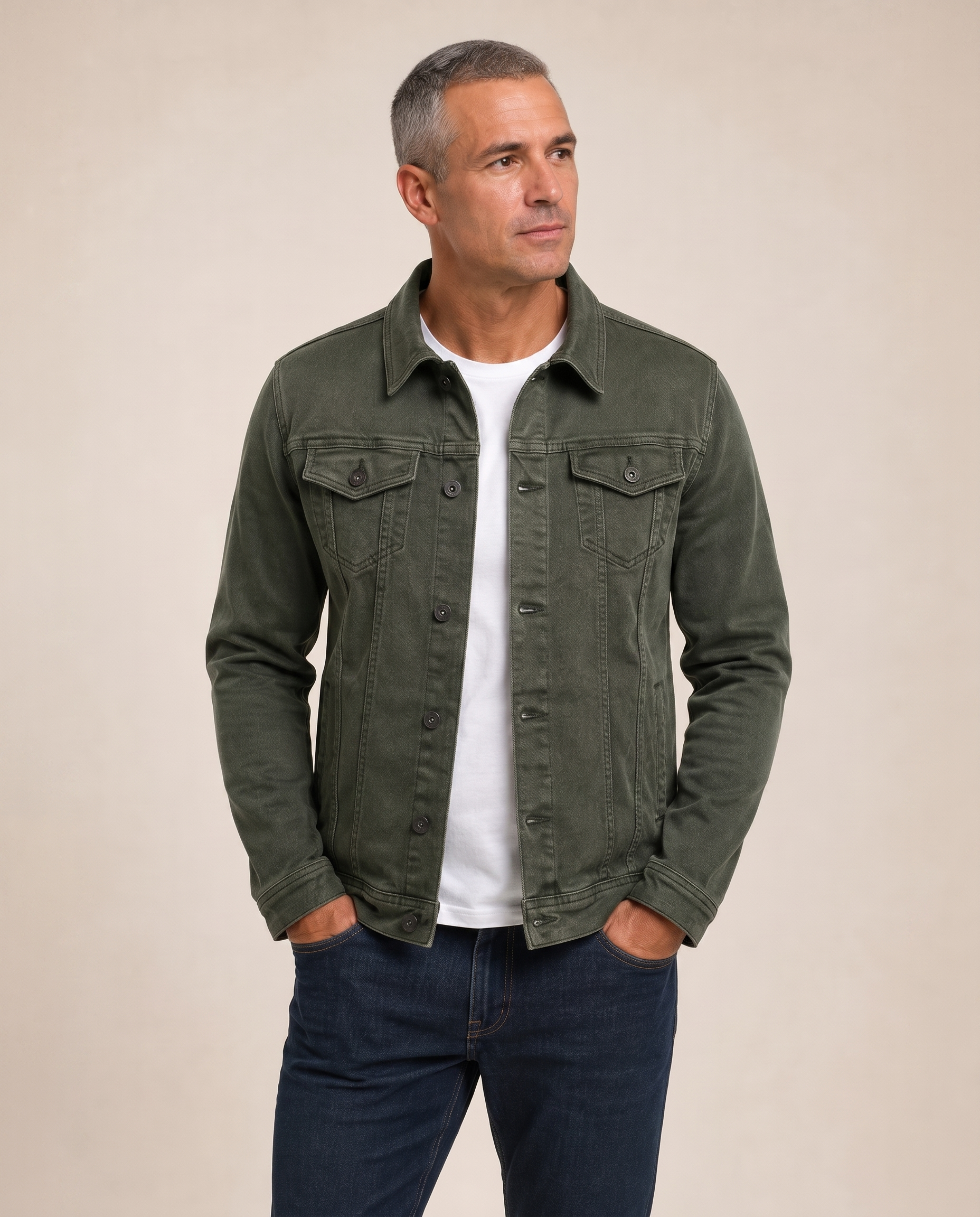 Casaco masculino completo em fundo bege – produto 28