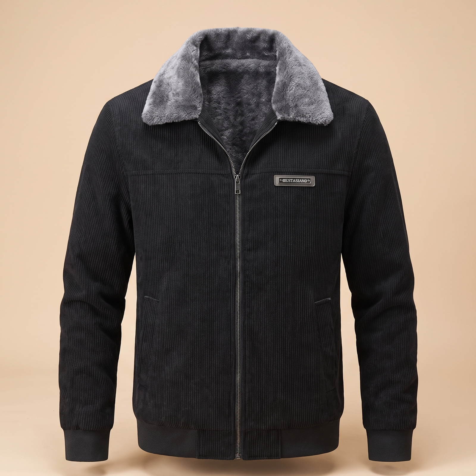 Herrenjacke auf warmbeigem Hintergrund #E8DED2