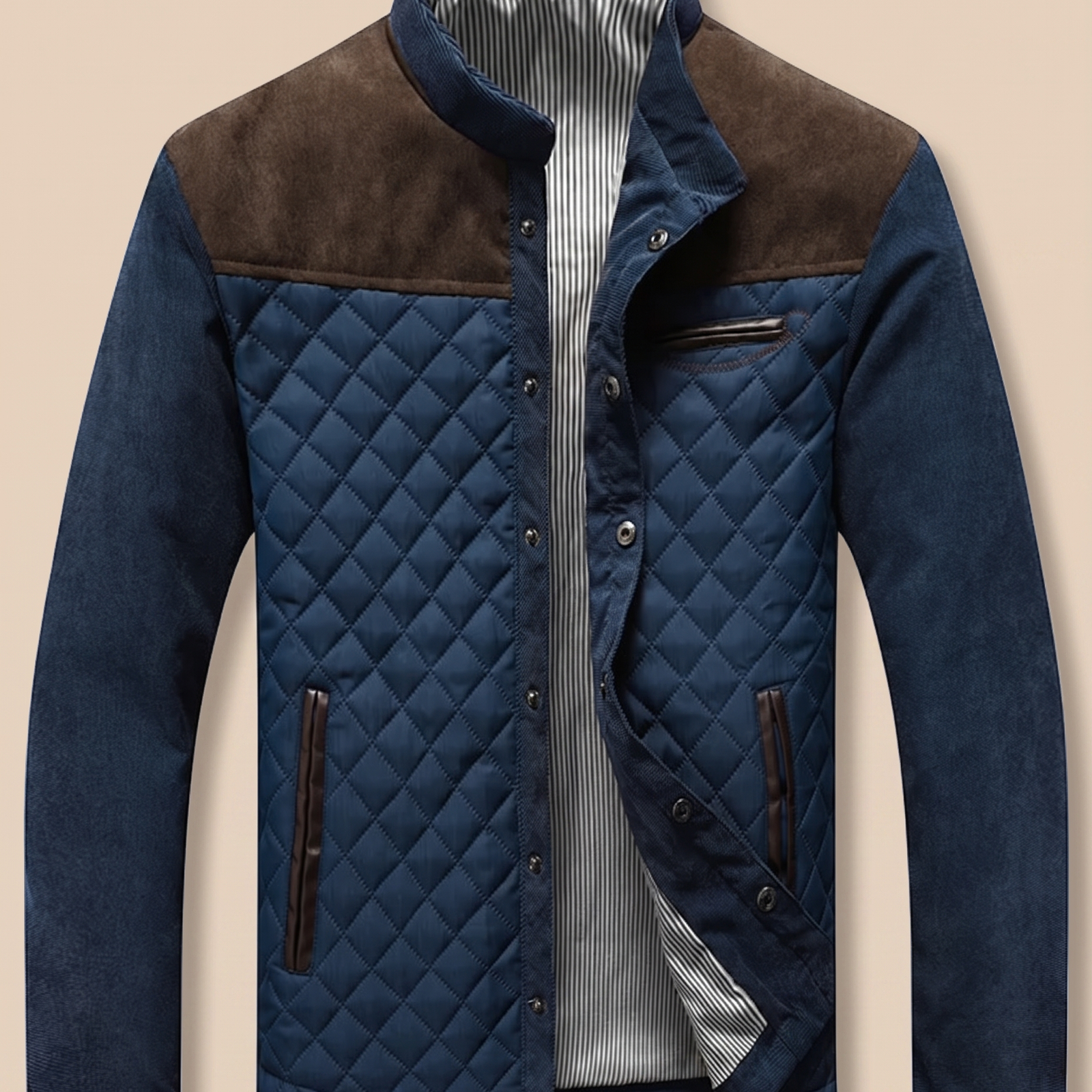 Herrenjacke auf warmbeigem Hintergrund #E8DED2