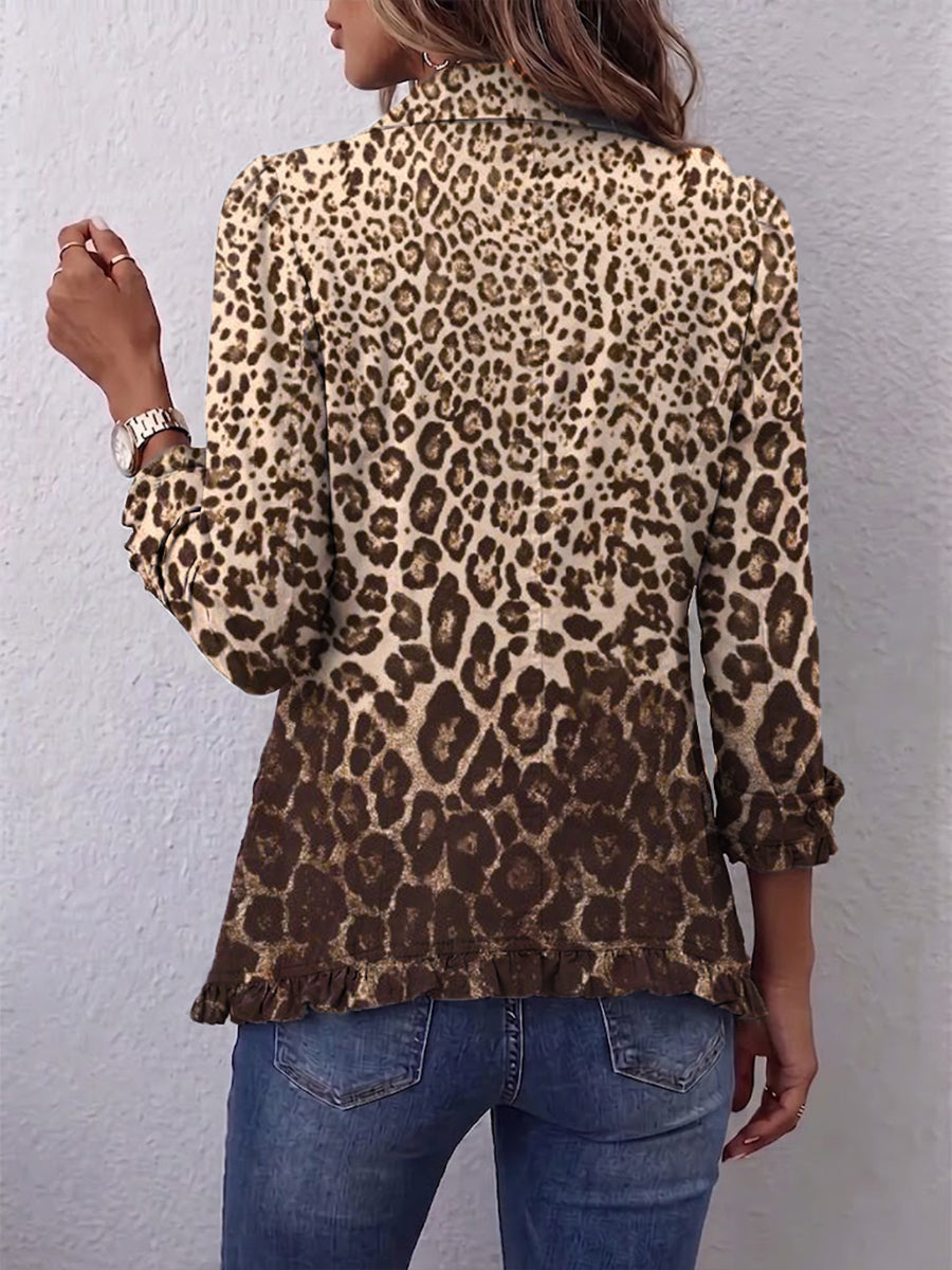 Clara | Rüschenjacke mit Leopardenmuster – Bild 2