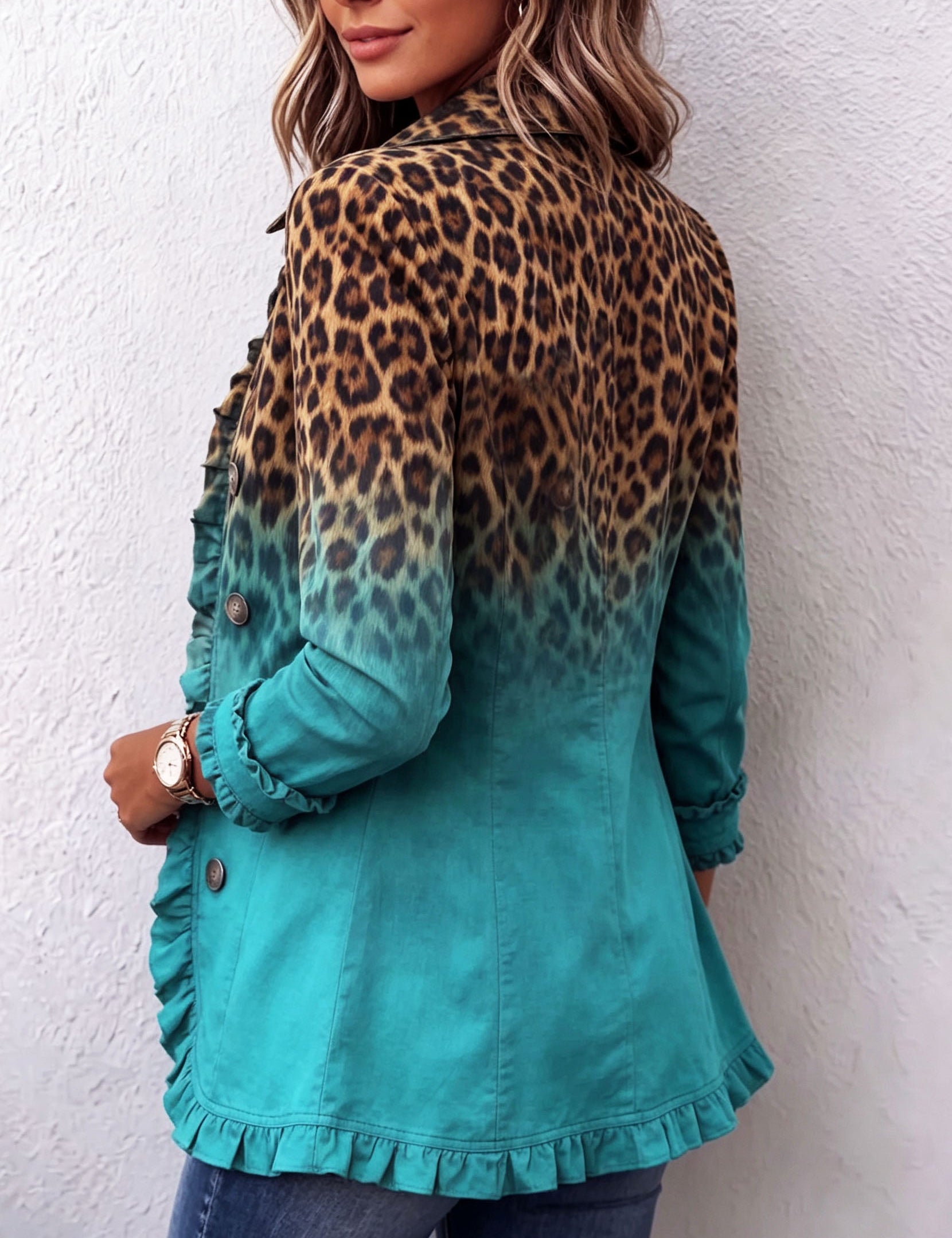 Klara | Rüschenblazer mit Leopardenverlauf – Bild 4