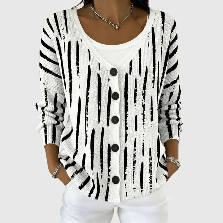 Perrine – Bequeme Strickjacke mit Knöpfen
