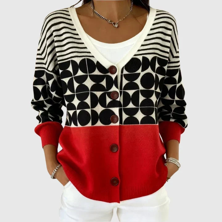 Raphaëlle – Bequeme Strickjacke mit Knöpfen