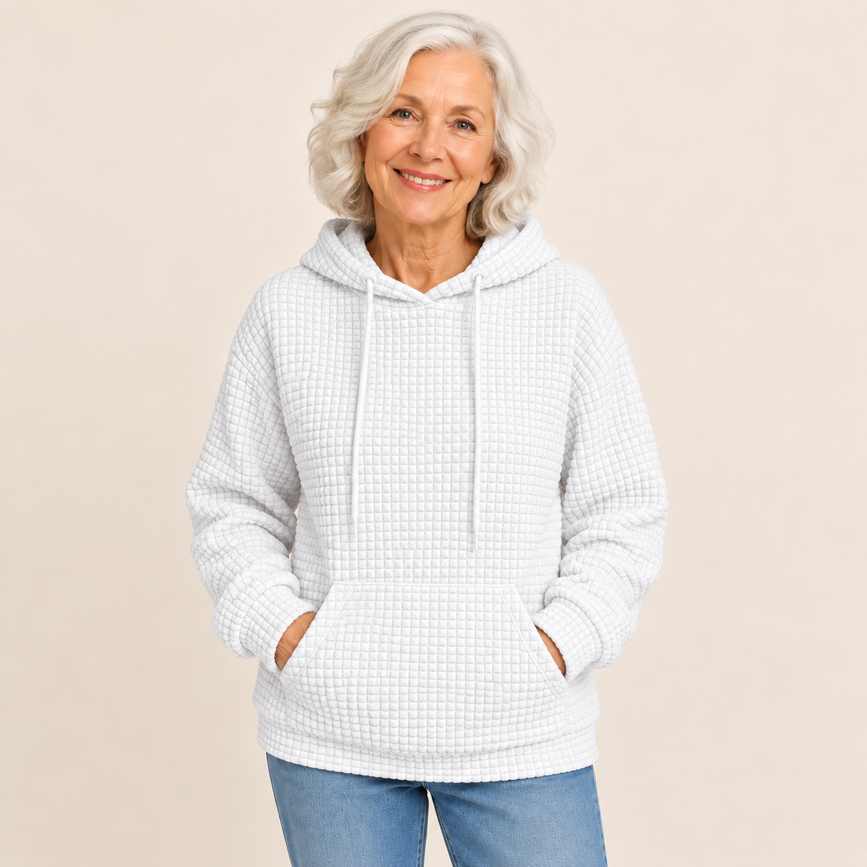 Ina – Strukturierter Hoodie – Weiß